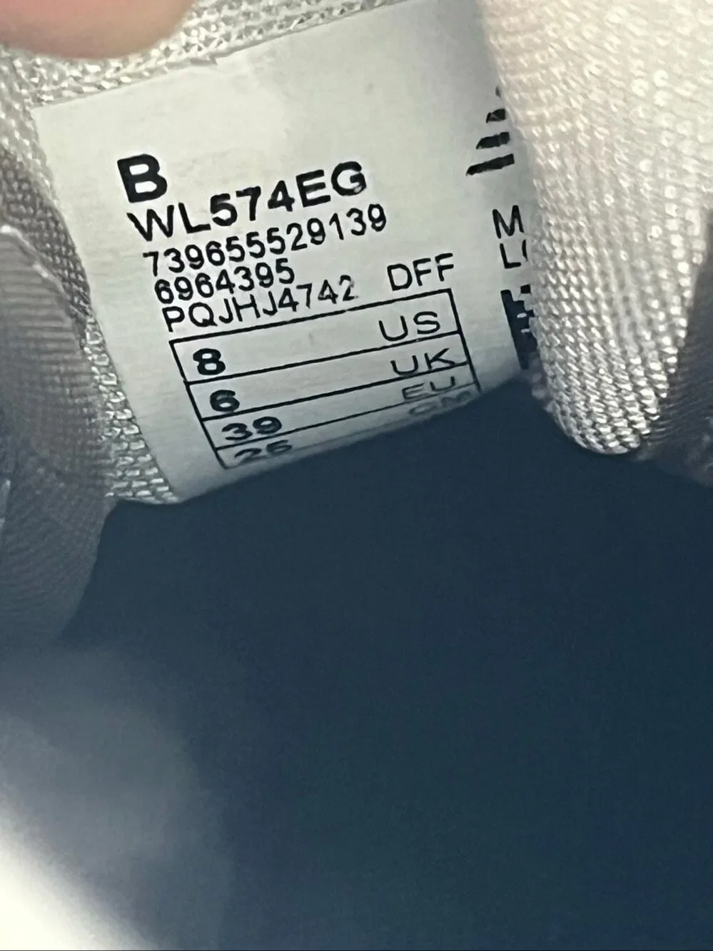New Balance 574 Classic Core Grey White Women's Size US 8 (B) WL574EG